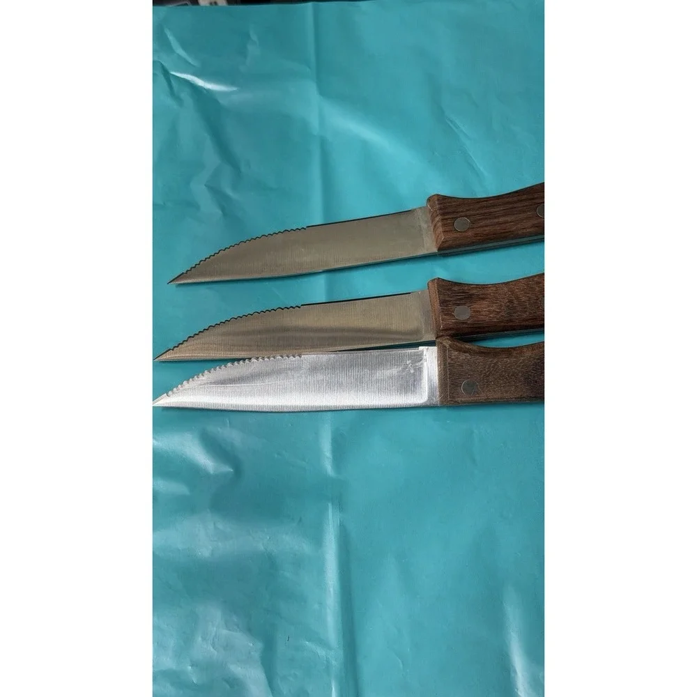 Zwilling J.A. Henckels Sonoma Steak Knives Set of 3 Serrated Wood Handle‎